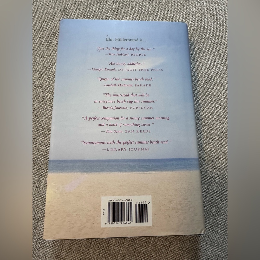 The Identicals by Elin Hilderbrand Hand Signed B&N Special Edition Hardcover - Picture 2 of 12
